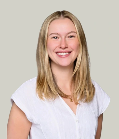 Riley Steere Headshot