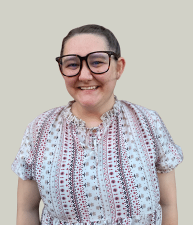 Amanda McGuire headshot