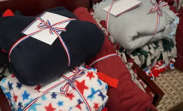 No sew blankets donated to disabled veterans