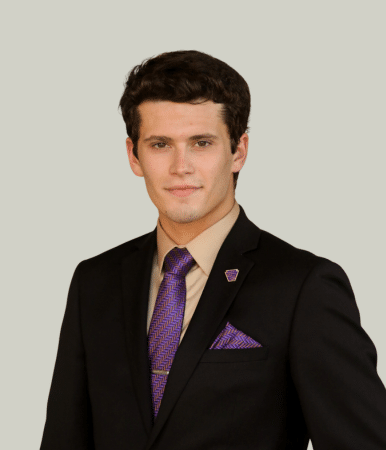 Noah Duncan Headshot